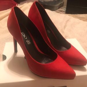 Aldo Red pumps